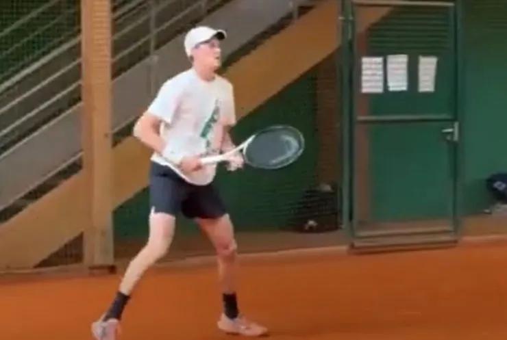 Sinner in allenamento