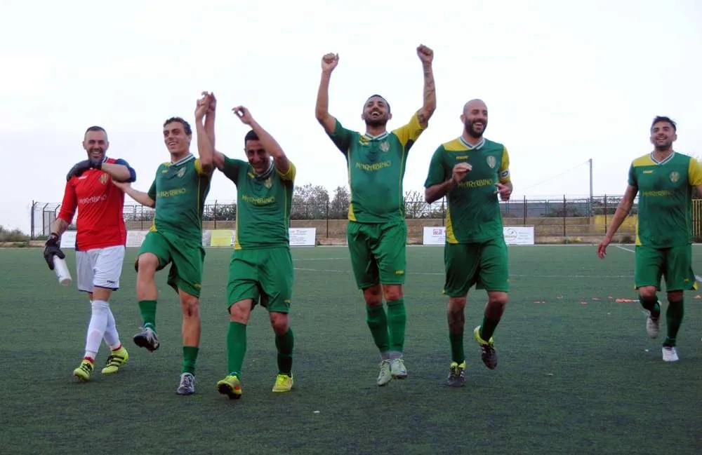 Calcio, Il ciclone Palazzolo si abbatte sul Taormina, gialloverdi che restano a +4 sull’Acireale