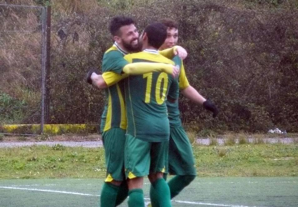 Palazzolo Calcio, “Tris” di Fichera e gran gol di Grasso: Real Avola al tappeto