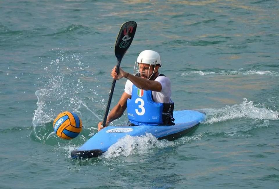 Canoa Polo, vi presentiamo il “golden player mondiale”: Edoardo Corvaia