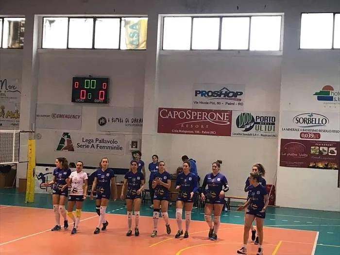 Pallavolo, l’Holimpia Paomar Siracusa vince sul Primeluci Castelvetrano. Chiude al meglio l’ultima trasferta stagionale