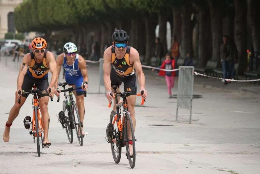 Sicily Triathlon Series: nella prima tappa i catanesi Enrico Schiavino e Cristina Ventura si impongono ad Ortigia