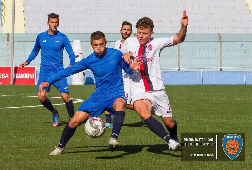 Calcio, pre match Siracusa-Virtus Francavilla. Mister Bianco: “nessun problema sulla formazione, conto su tutti i miei uomini”