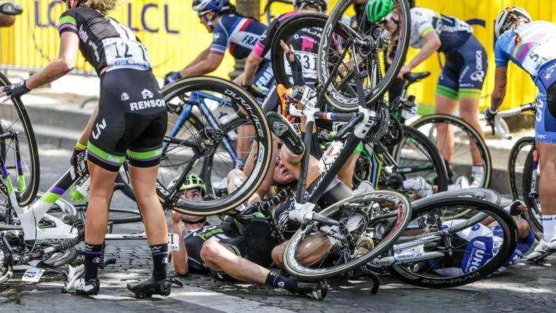 Sicurezza in bicicletta: Il casco? Da usare sempre!