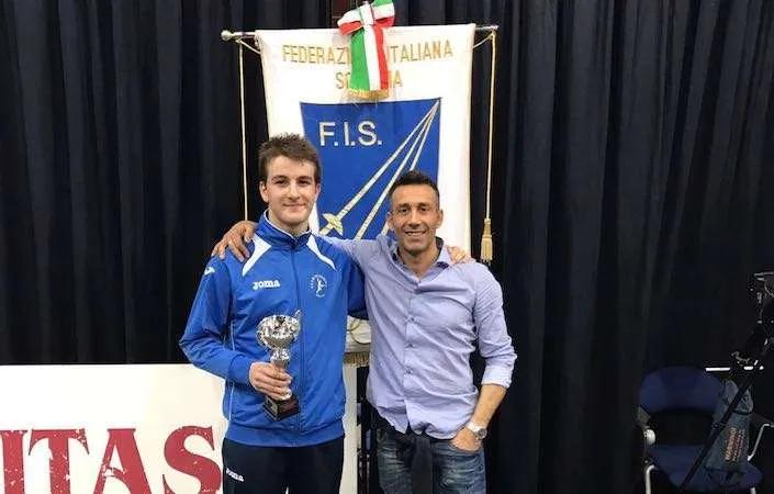 Scherma, II prova nazionale under 20: terzo posto a Roma per Federico Pistorio – Soddisfatto il maestro Stefano Barrera