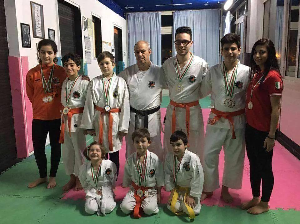 Siracusa, pioggia di medaglie ai regionali per la Tiger Karate Shotokan