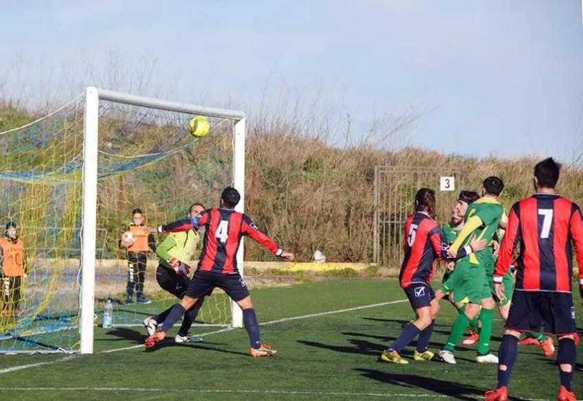 Palazzolo Calcio, ecco il gol della discordia, il patron Cutrufo: “Il gol di Messina? Lo hanno visto anche i nostri avversari”
