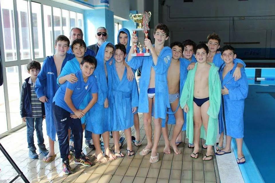 Pallanuoto 7 Scogli, l’Under 13 vince il Memorial Dario Aprile mentre l’Under 17 si classifica al IV posto