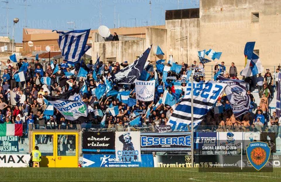 Calcio, ammenda del giudice sportivo per il Siracusa, Cutrufo: “Dispiaciuto del comportamento del tifoso – i catanesi sono i benvenuti in ogni tempo”