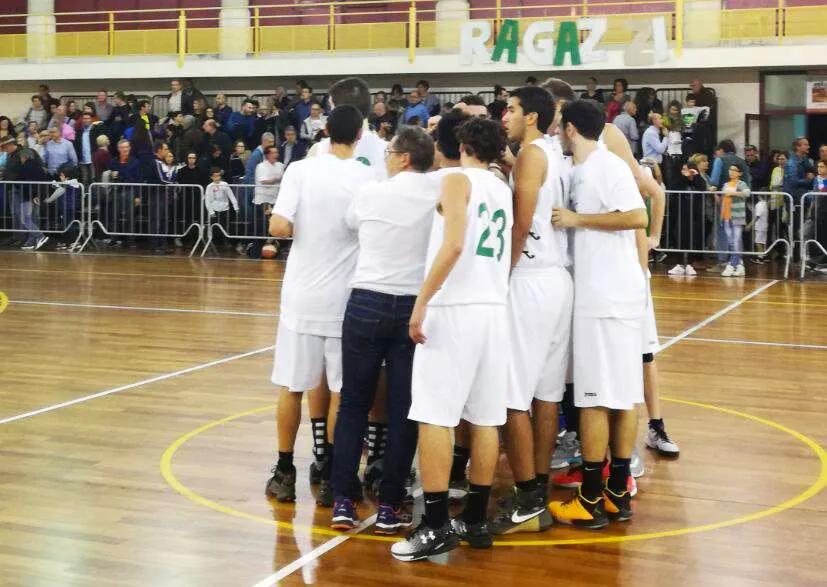 Basket, l’Aretusa continua a brillare, vince contro la Sport Messina: “Non c’è tempo per riposare”