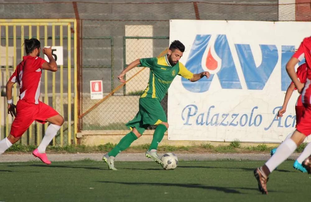 Calcio, oggi il Palazzolo fa visita allo Scordia, il patron Graziano Cutrufo: “La ricetta per vincere? Remare tutti dalla stessa parte”