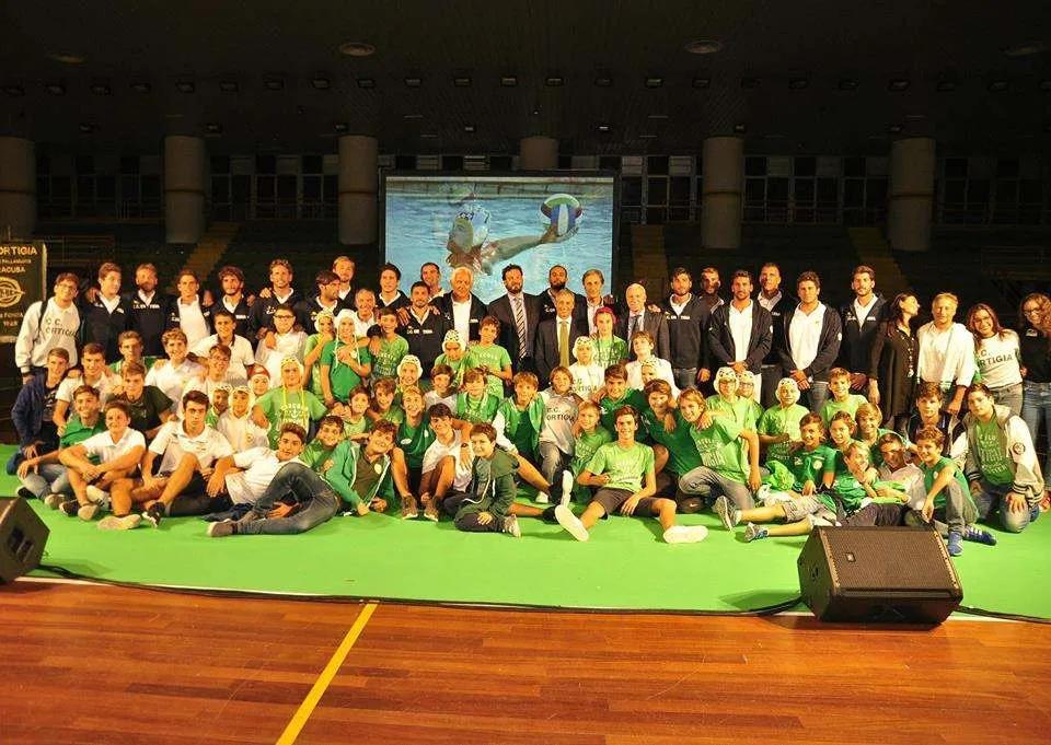 Pallanuoto, grande presenza alla presentazione dell’Ortigia, Giannouris: “Dovremo scendere in acqua concentrati e coscienti dei nostri mezzi.»