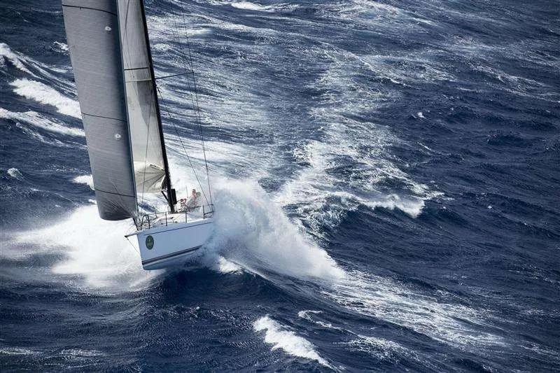 Vela, ultimi preparativi per “Damacle” in previsione della Rolex Middle Sea Race 2016