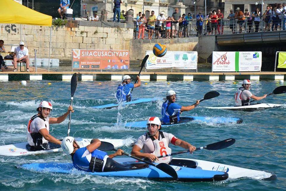 Siracusa, Campionato Mondiale Canoa Polo 2016: oggi giornata decisiva per Senior. Le partite di oggi