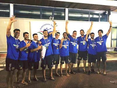 CANOA POLO, Triplete! La KST Siracusa scrive la storia battendo nettamente il Chiavari. Lo scudetto tricolore rimane cucito sul loro braccio anche per il 2016!