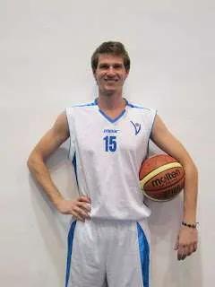 BASKET, è Sorrentino Andrea il primo acquisto della A.D. Polisportiva Aretusa.