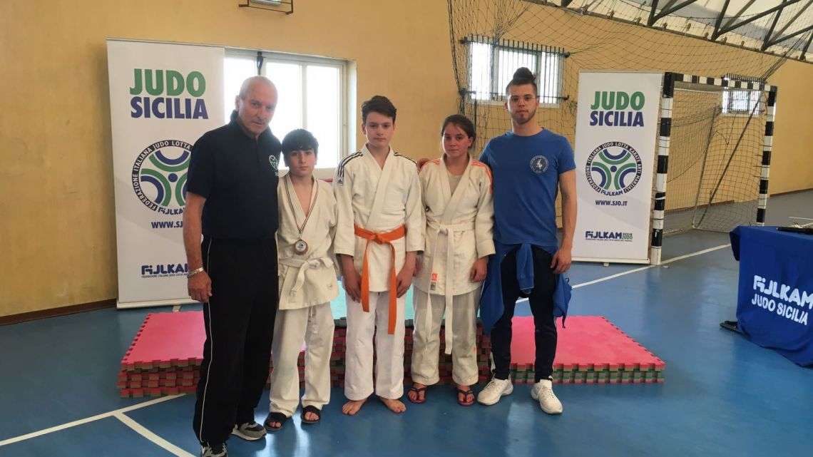 Judo, ricco bottino per il Centro Sportivo Siracusano alla Coppa Sicilia di Scicli Judo, ricco bottino per il Centro Sportivo Siracusano alla Coppa Sicilia di Scicli